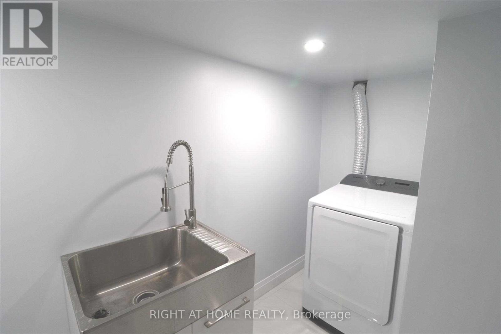 688 Village Parkway, Markham, Ontario  L3R 2Y5 - Photo 18 - N12587160