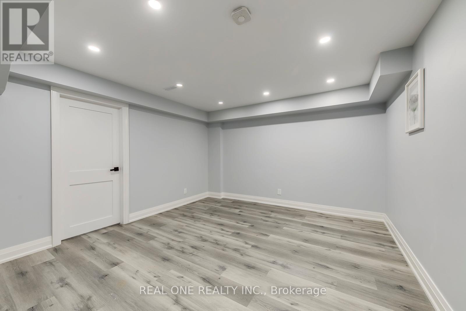 Basement - 6150 Duford Drive, Mississauga, Ontario  L5V 1A6 - Photo 10 - W12587162