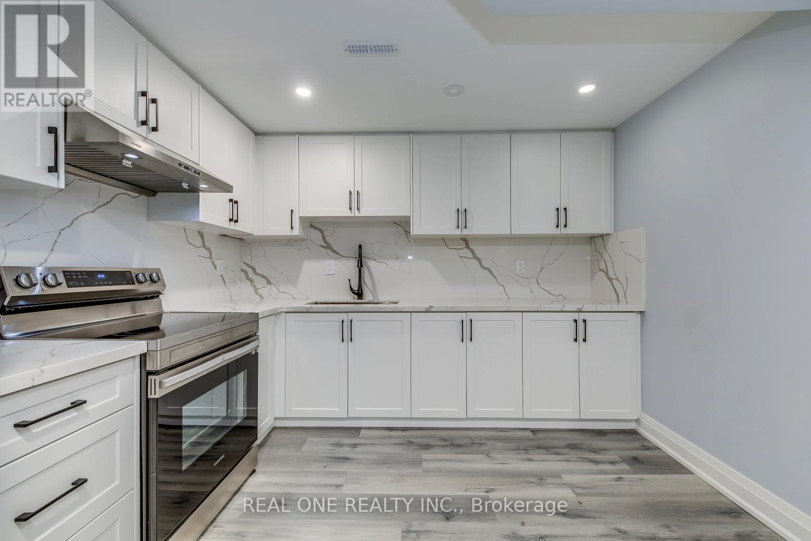 Basement - 6150 Duford Drive, Mississauga, Ontario  L5V 1A6 - Photo 7 - W12587162