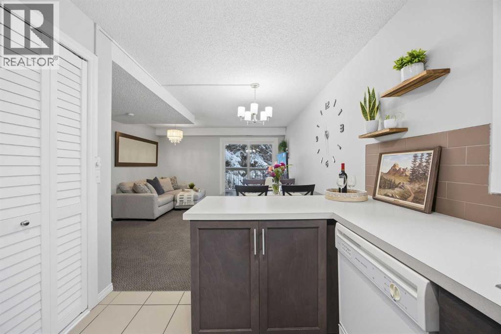 2, 3015 51 Street Sw, Calgary, Alberta  T3E 6N5 - Photo 7 - A2272709