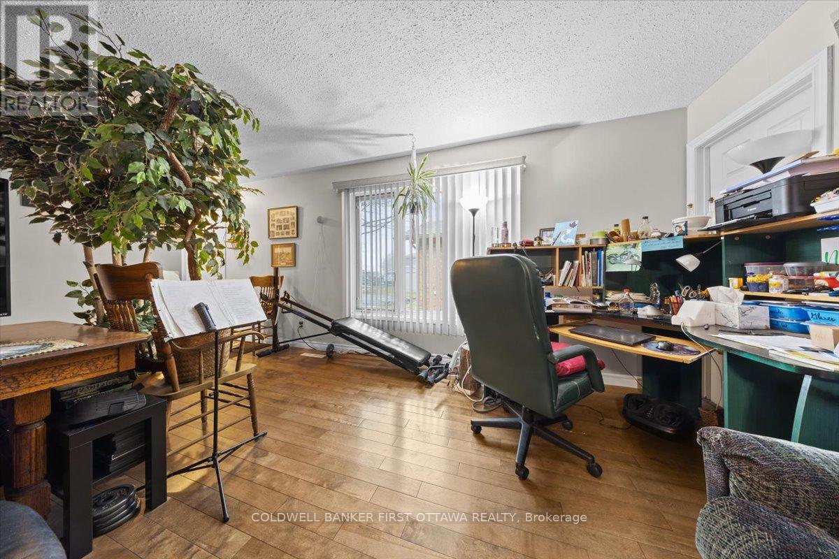 1083 Carp Road, Ottawa, Ontario K2S 1B9 - Photo 32 - X12587194