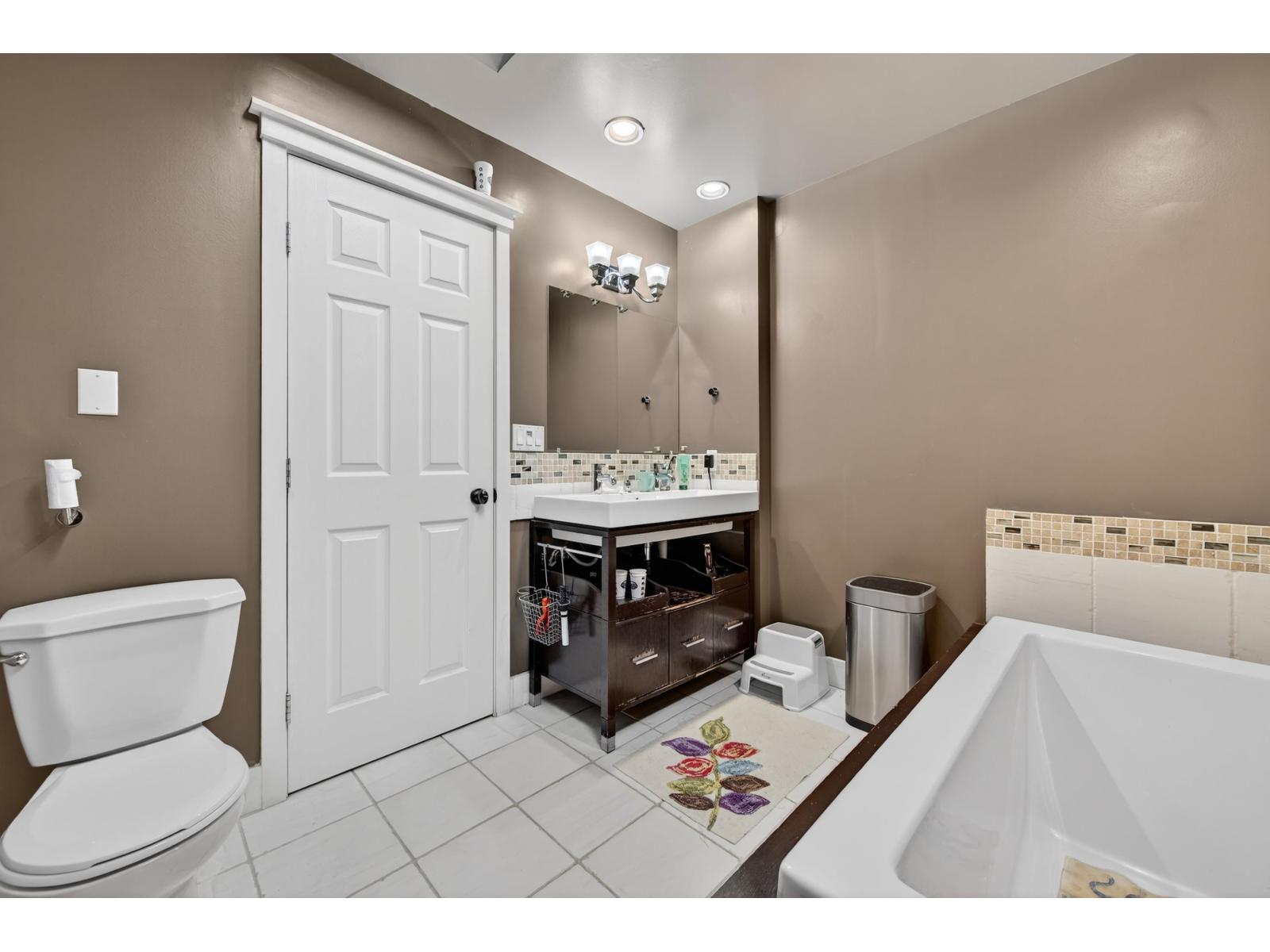 2382 150b Street, Surrey, British Columbia  V4A 8B1 - Photo 29 - R3069460