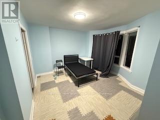 42 Robert Street, Toronto, Ontario  M5S 2K3 - Photo 2 - C12587178