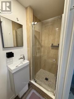 42 Robert Street, Toronto, Ontario  M5S 2K3 - Photo 5 - C12587178