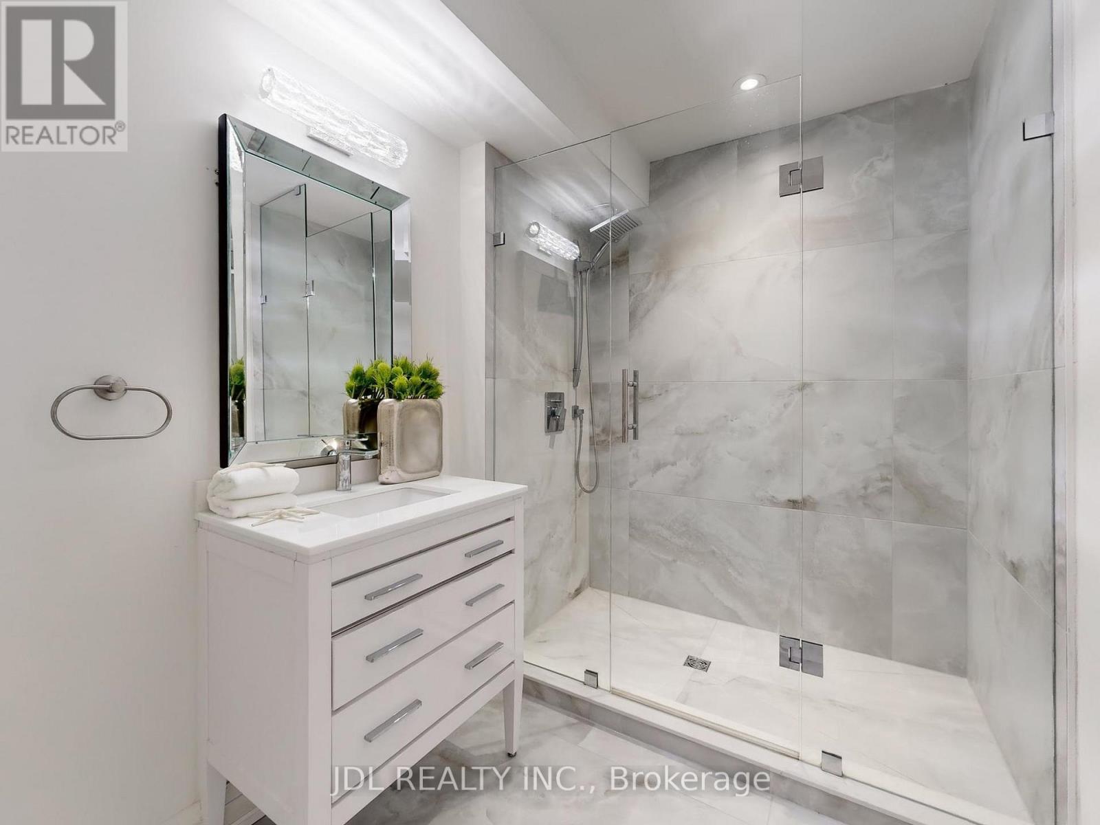 537 Blythwood Road, Toronto, Ontario  M4N 1B4 - Photo 22 - C12587182