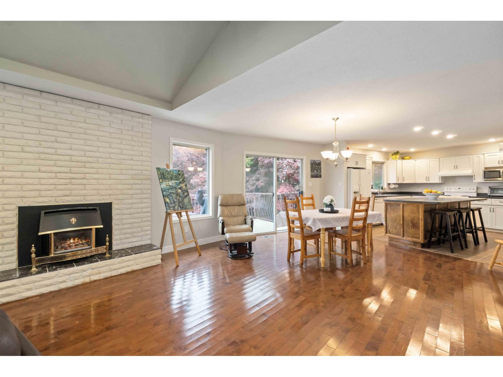 33539 Northview Place, Abbotsford, British Columbia  V2S 6P4 - Photo 6 - R3061714