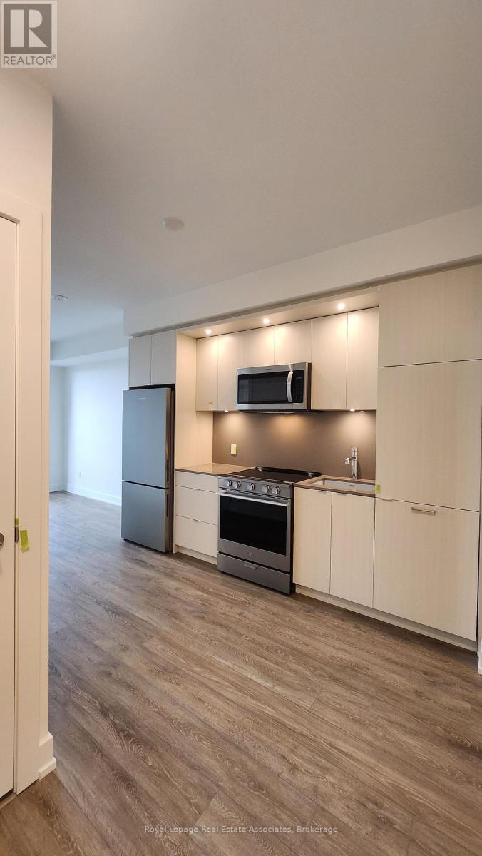 1002 - 60 Central Park Roadway, Toronto, Ontario M9A 3K1 - Photo 3 - W12587174