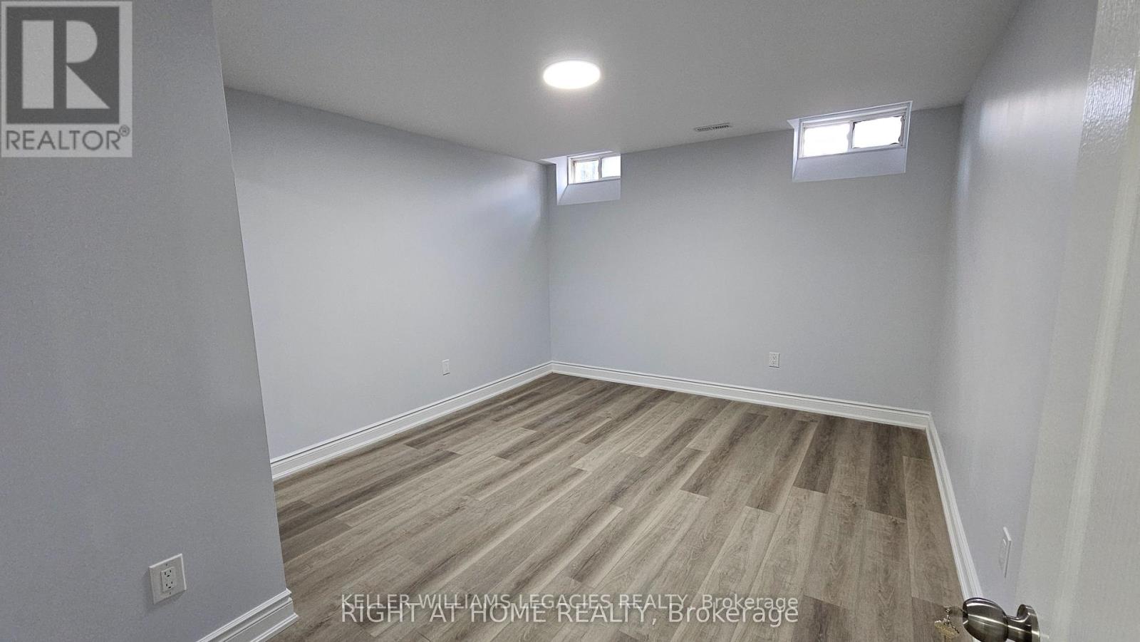 6 Marine Drive, Brampton, Ontario  L6R 2H6 - Photo 9 - W12587176