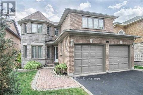 37 Bobcat Street, Brampton, Ontario  L6R 1C8 - Photo 2 - W12587184