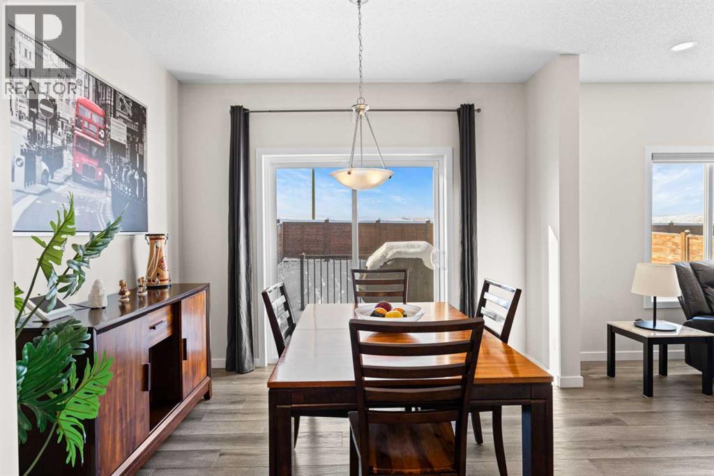 492 Chinook Gate Square Sw, Airdrie, Alberta  T4B 4W1 - Photo 11 - A2272245