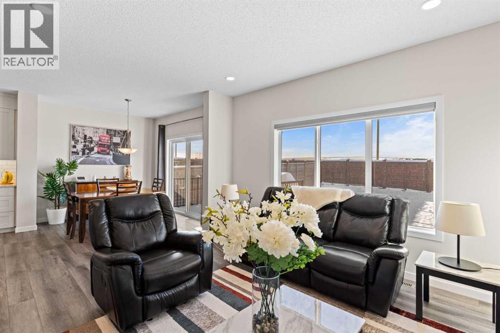 492 Chinook Gate Square Sw, Airdrie, Alberta  T4B 4W1 - Photo 16 - A2272245