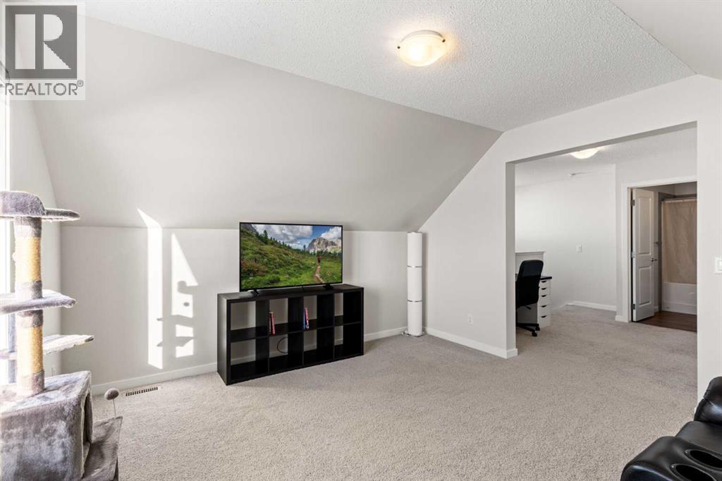 492 Chinook Gate Square Sw, Airdrie, Alberta  T4B 4W1 - Photo 42 - A2272245