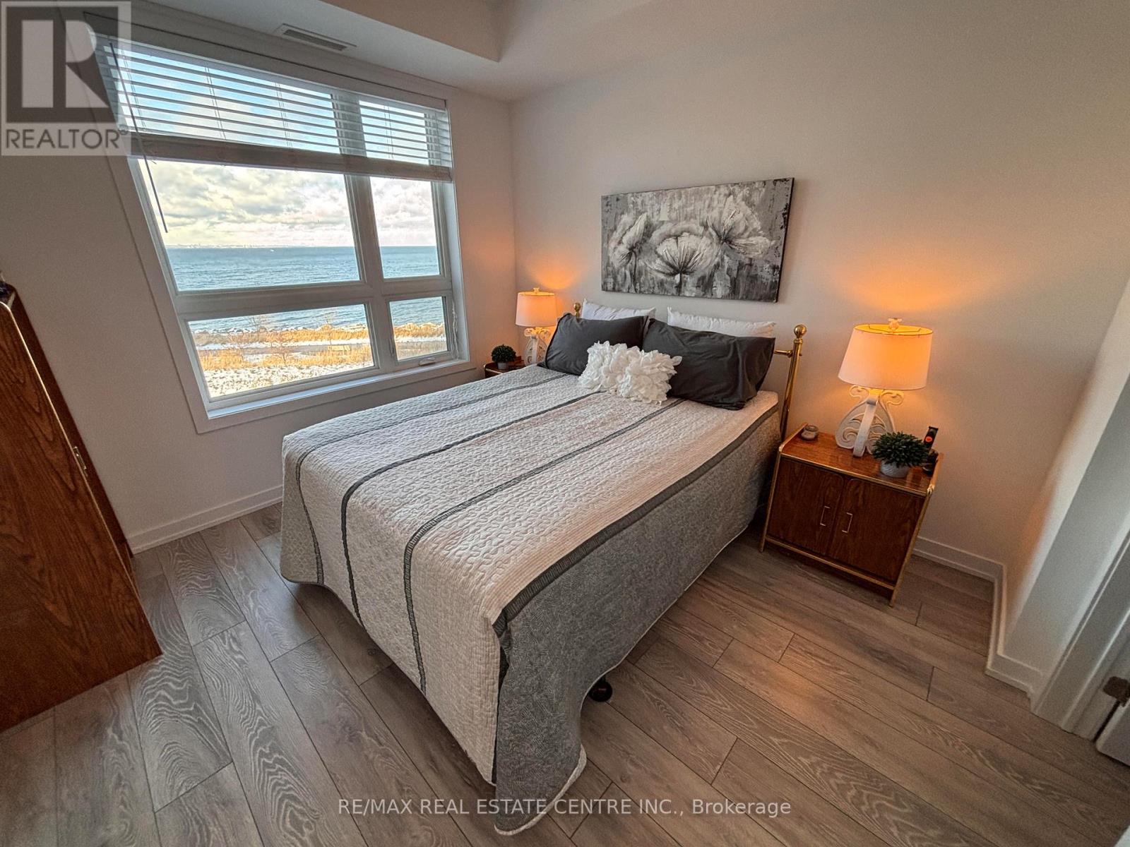 332 - 101 Shoreview Place, Hamilton, Ontario  L8E 0K3 - Photo 12 - X12579536