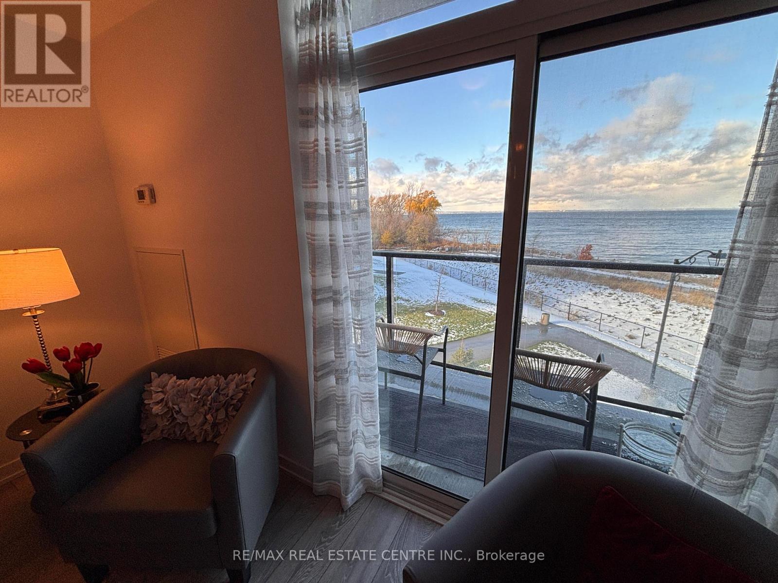 332 - 101 Shoreview Place, Hamilton, Ontario  L8E 0K3 - Photo 9 - X12579536