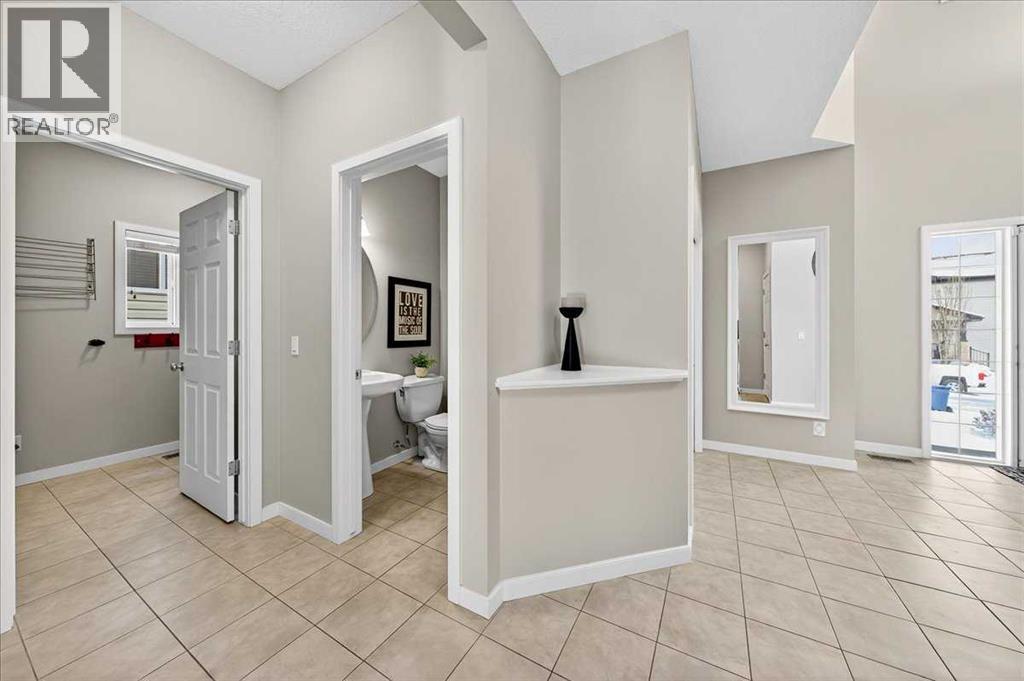180 Kinlea Link Nw, Calgary, Alberta  T3R 0C2 - Photo 15 - A2273100