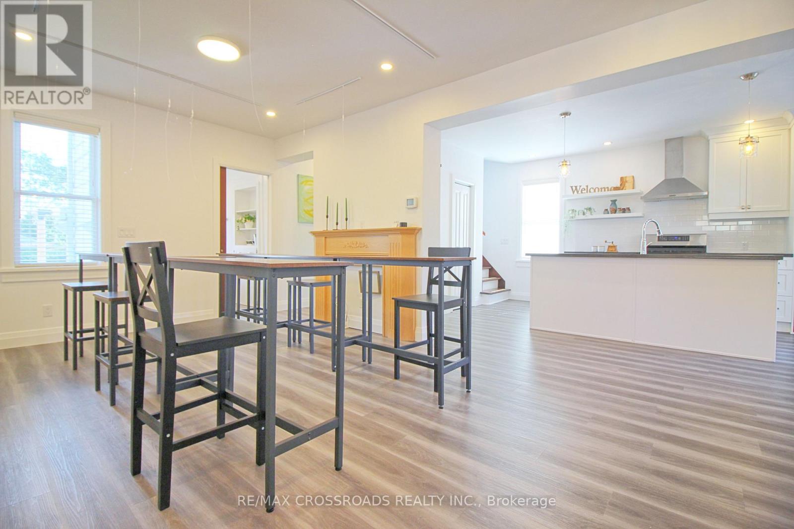 39 Young Street, Woolwich, Ontario  N0B 2N0 - Photo 11 - X12587206