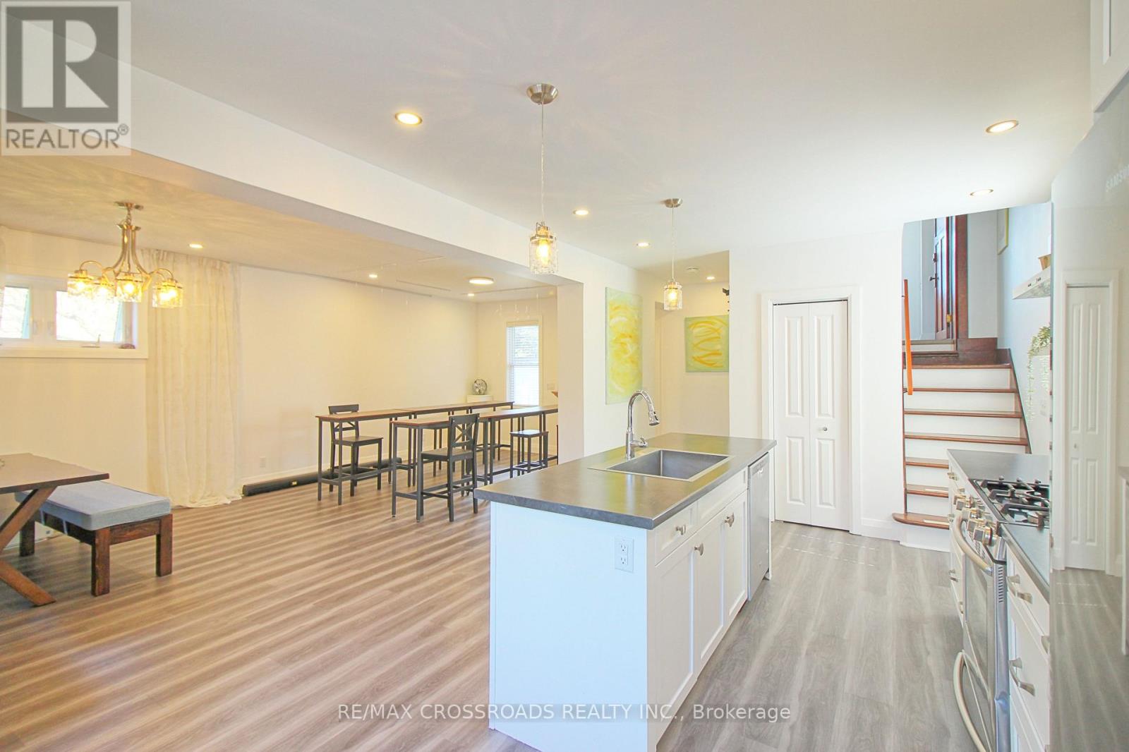 39 Young Street, Woolwich, Ontario  N0B 2N0 - Photo 12 - X12587206