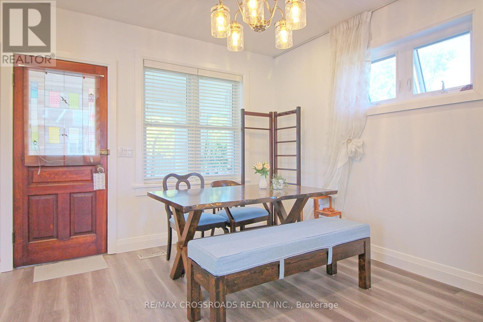 39 Young Street, Woolwich, Ontario  N0B 2N0 - Photo 14 - X12587206