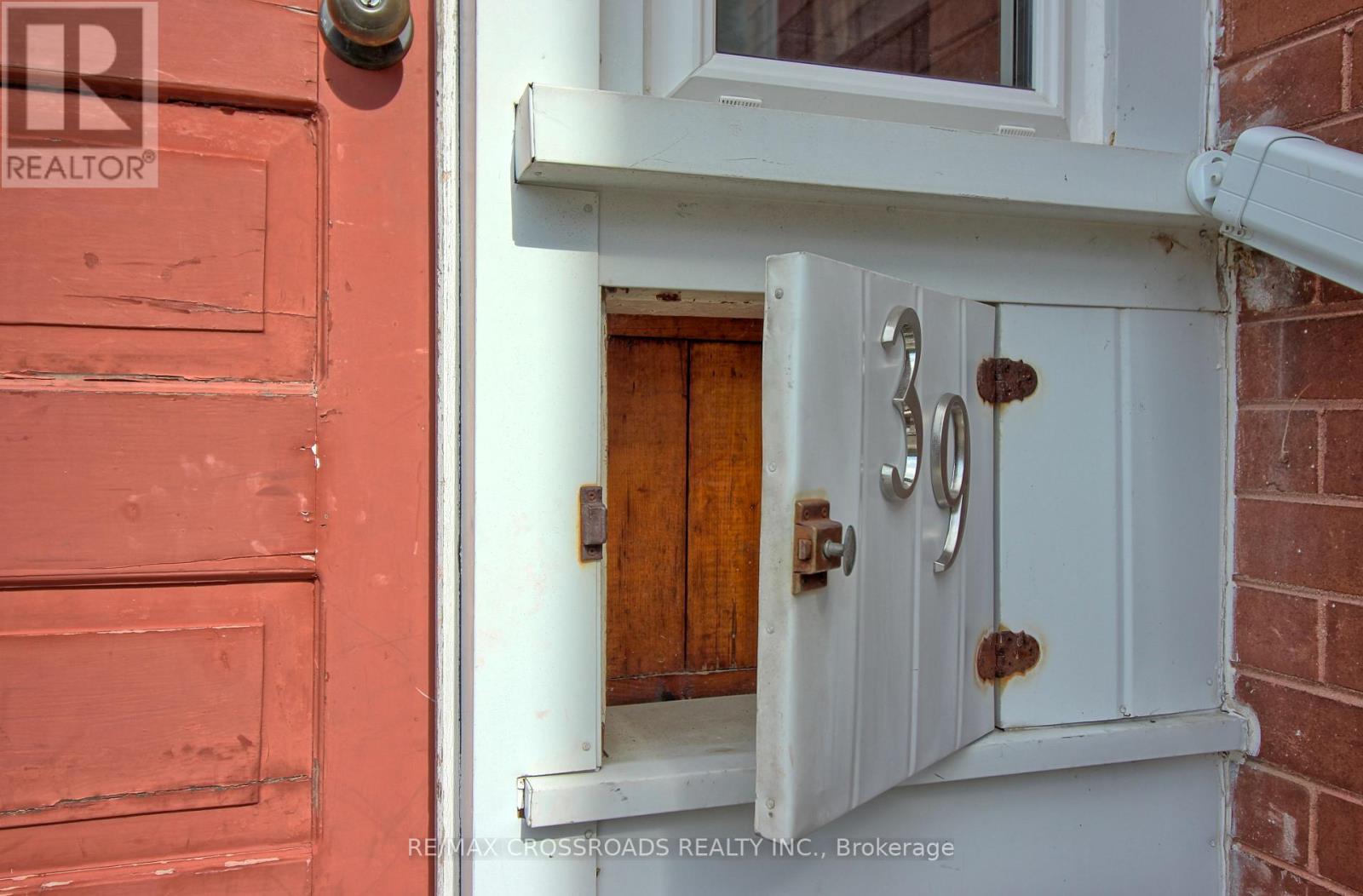 39 Young Street, Woolwich, Ontario  N0B 2N0 - Photo 5 - X12587206