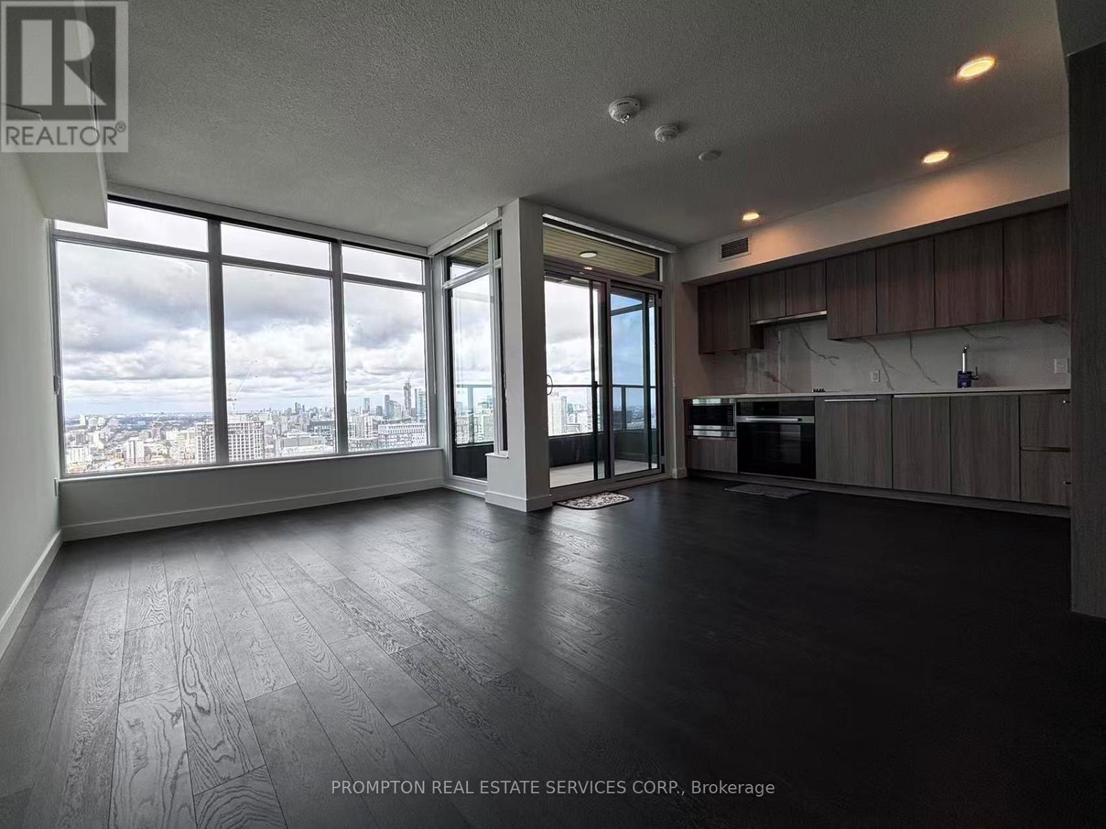 6501 - 1 CONCORD CITYPLACE WAY, Toronto, Ontario