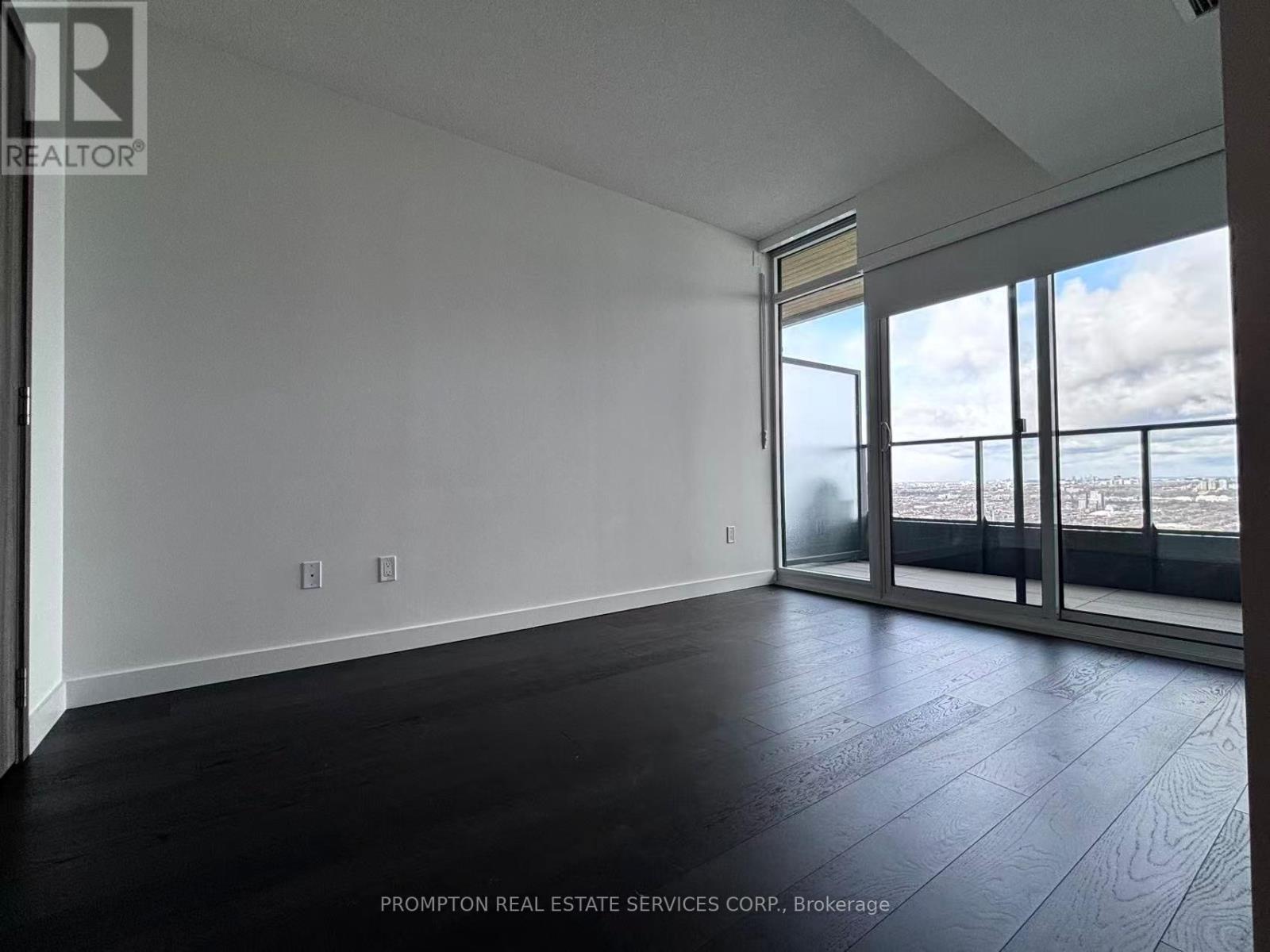 6501 - 1 Concord Cityplace Way, Toronto, Ontario M5V 0X3 - Photo 6 - C12587208