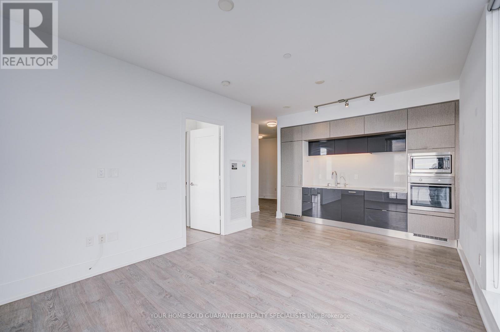 4705 - 10 York Street, Toronto, Ontario  M5J 2Z2 - Photo 14 - C12586726