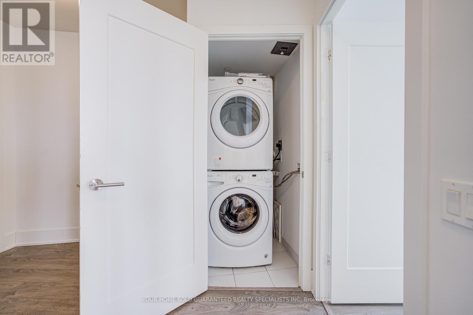 4705 - 10 York Street, Toronto, Ontario  M5J 2Z2 - Photo 12 - C12586726