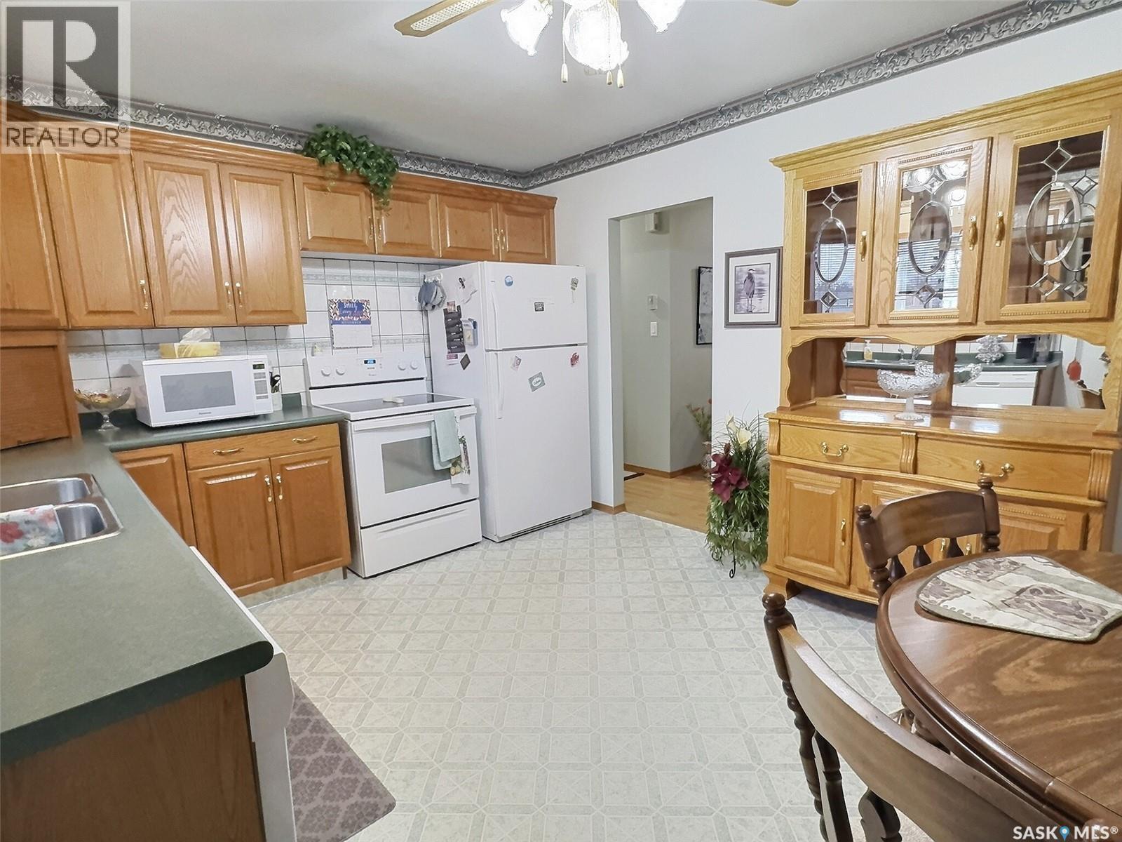 127 Mcdonald Road, Estevan, Saskatchewan  S4A 0B9 - Photo 11 - SK024914