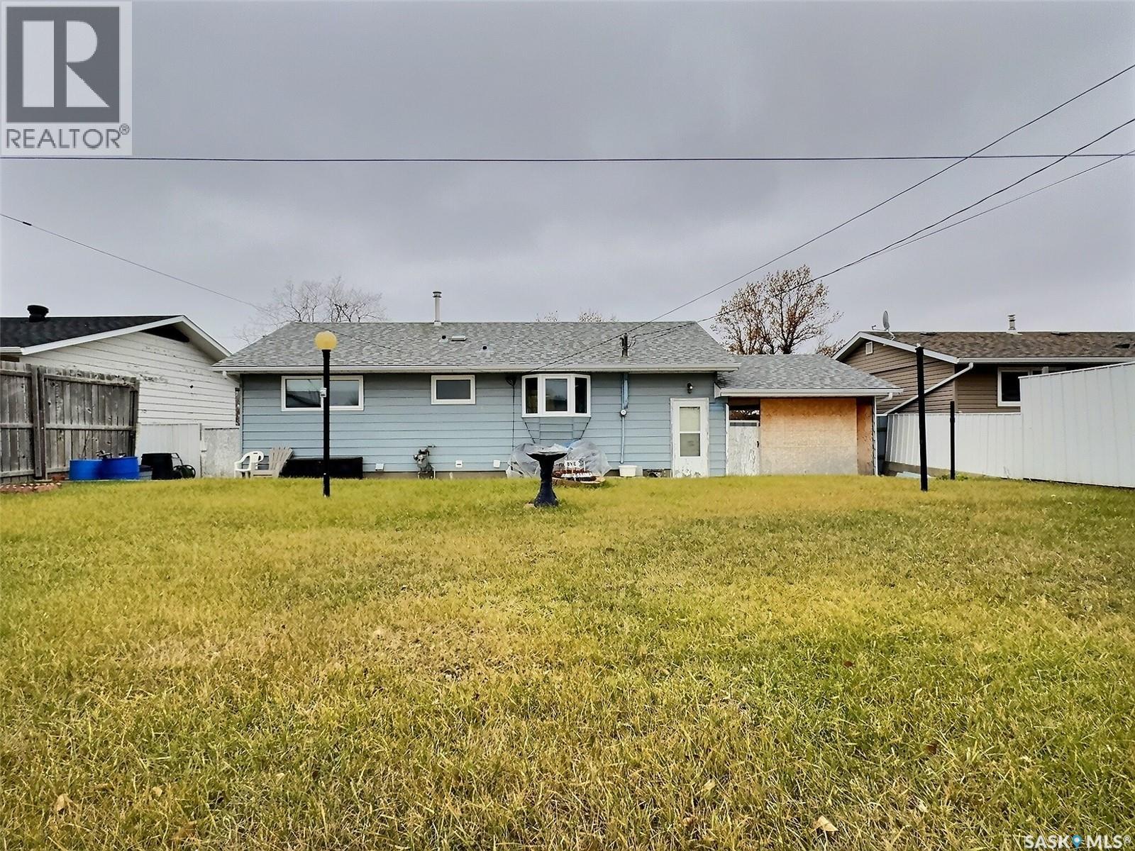 127 Mcdonald Road, Estevan, Saskatchewan  S4A 0B9 - Photo 29 - SK024914