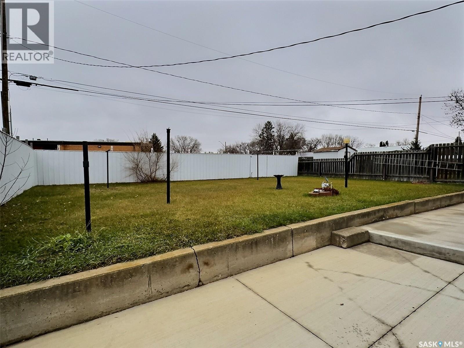 127 Mcdonald Road, Estevan, Saskatchewan  S4A 0B9 - Photo 31 - SK024914