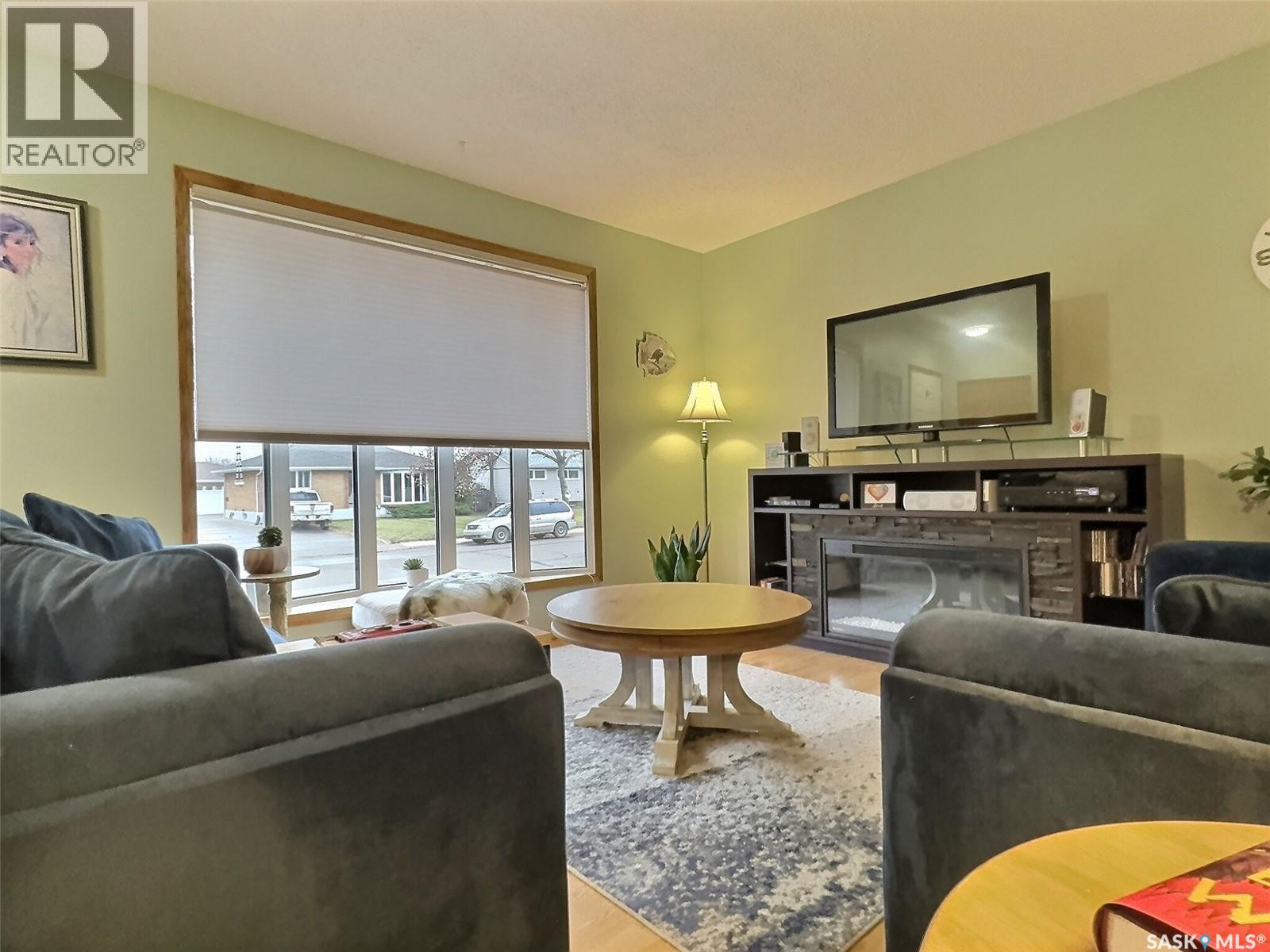 127 Mcdonald Road, Estevan, Saskatchewan  S4A 0B9 - Photo 4 - SK024914