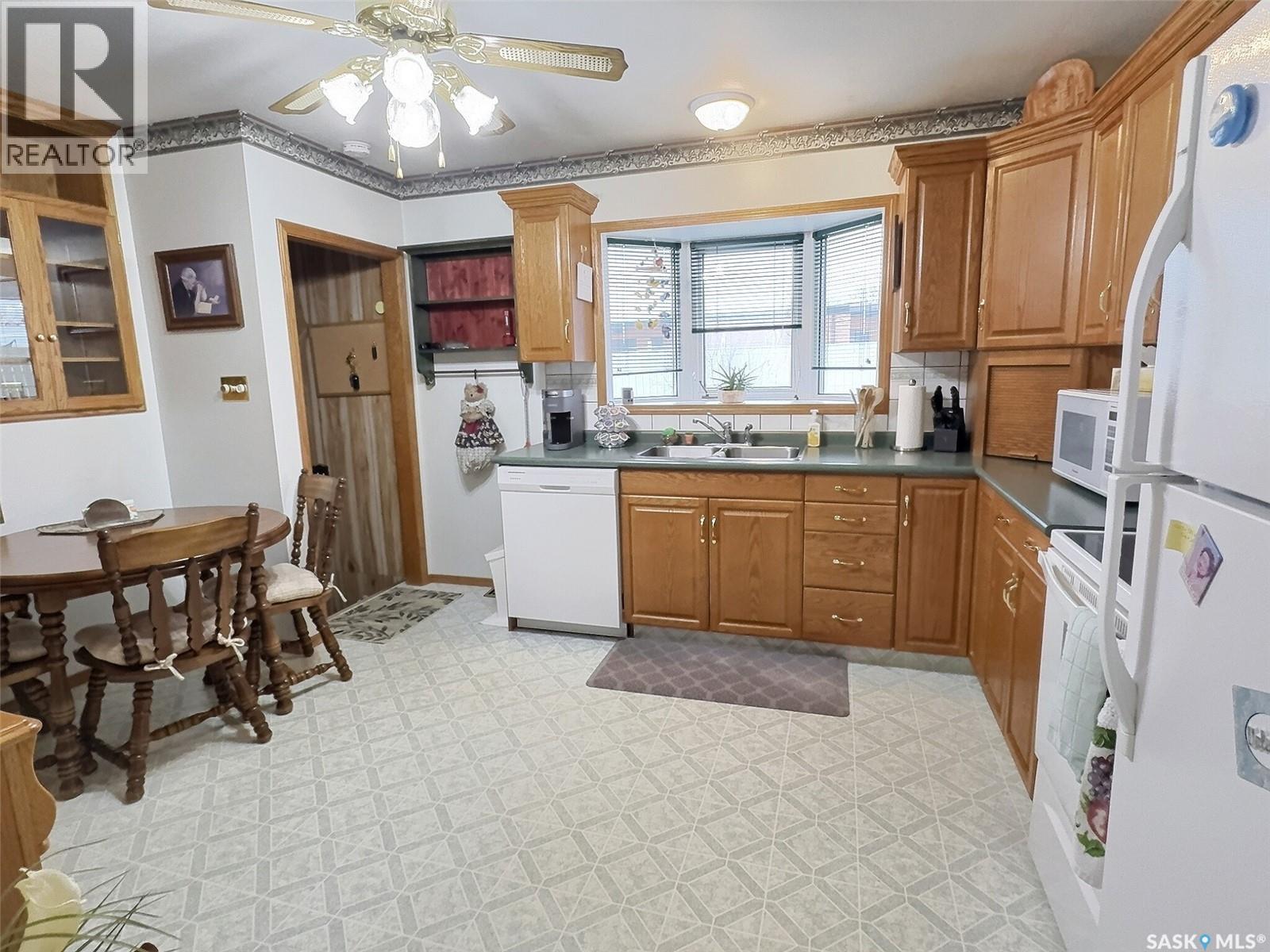 127 Mcdonald Road, Estevan, Saskatchewan  S4A 0B9 - Photo 7 - SK024914