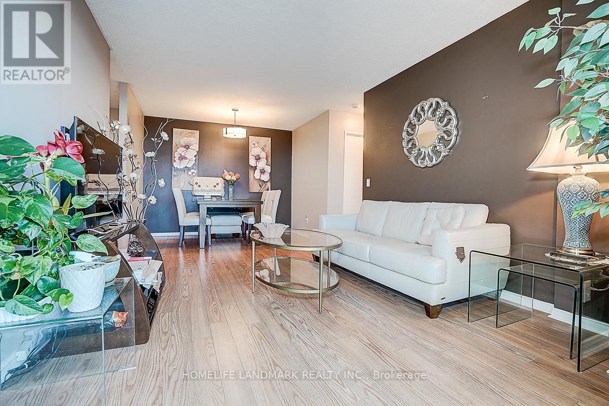 807 - 238 Doris Avenue, Toronto, Ontario  M2N 6W1 - Photo 6 - C12587212