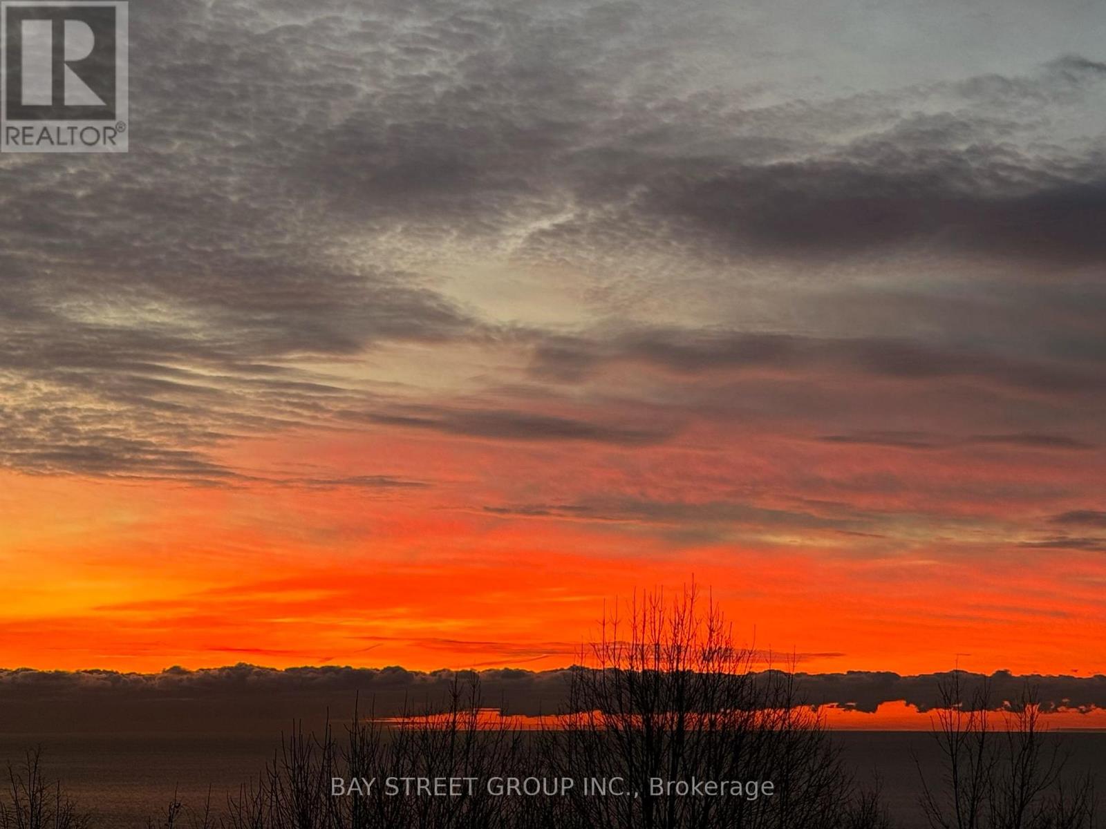 11 REDLAND CRESCENT W, Toronto, Ontario