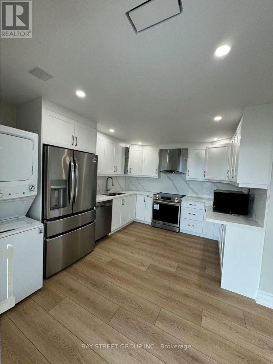 11 Redland Crescent W, Toronto, Ontario  M1M 1B4 - Photo 6 - E12587218