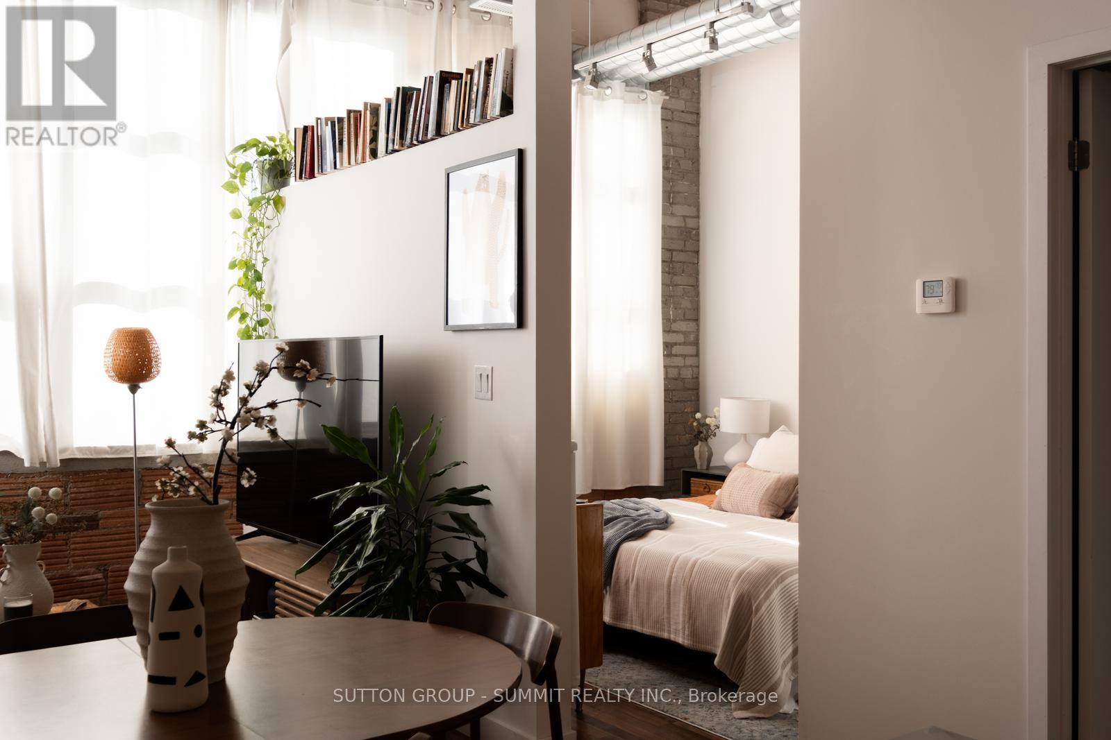 Ph5 - 2154 Dundas Street W, Toronto, Ontario M6R 1X3 - Photo 22 - W12587226