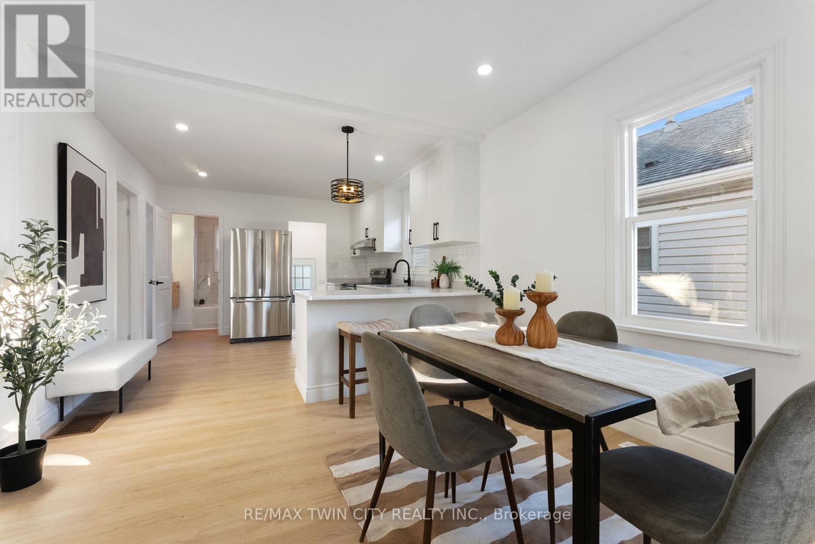 25 Dundee Street, Brantford, Ontario  N3R 4M2 - Photo 14 - X12587230