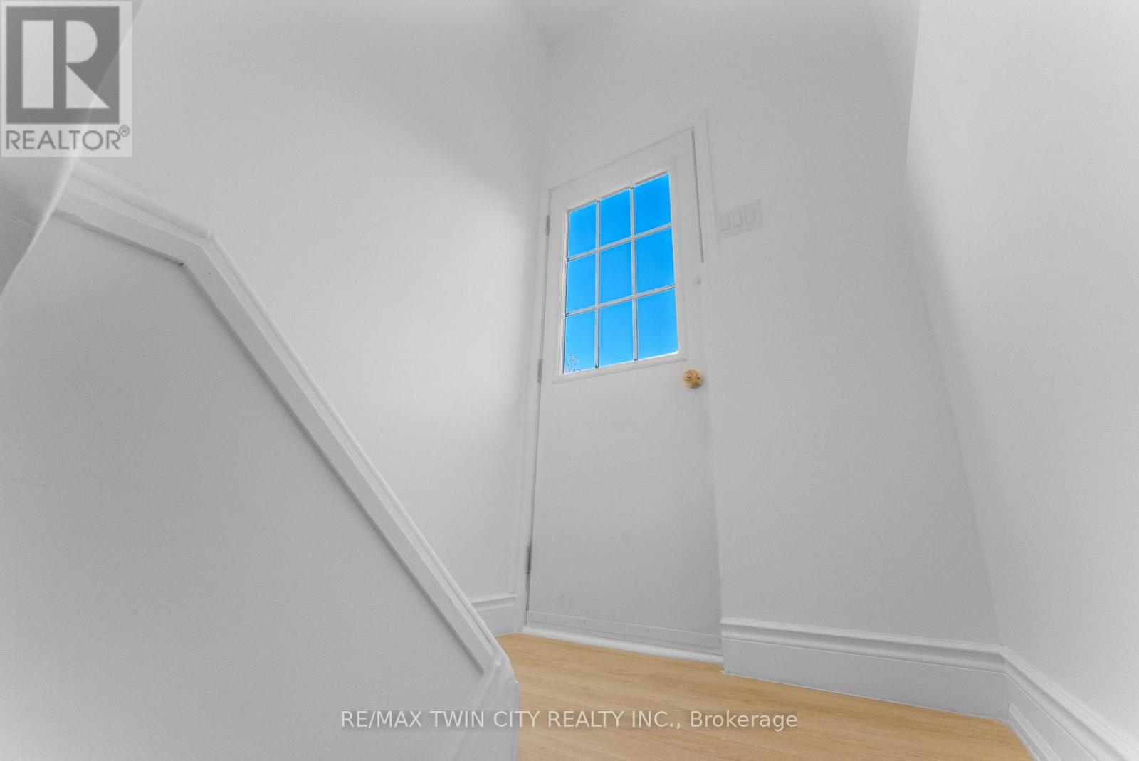 25 Dundee Street, Brantford, Ontario  N3R 4M2 - Photo 23 - X12587230