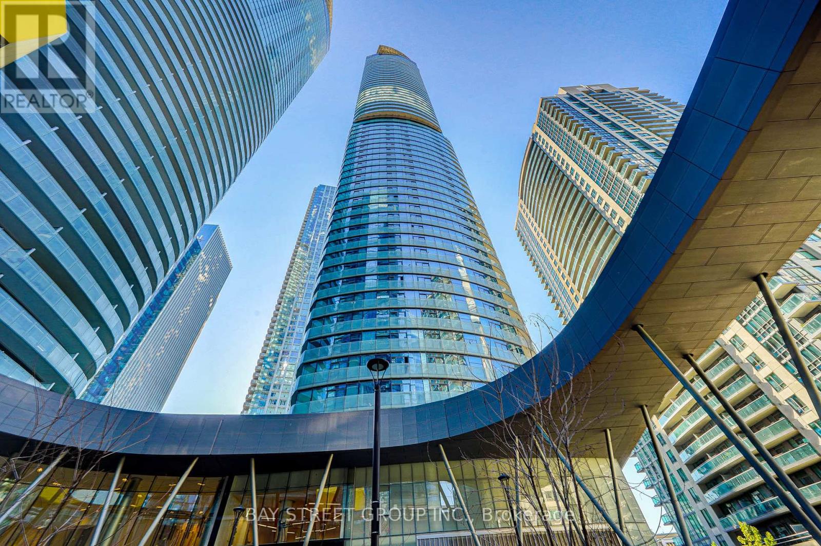 3704 - 12 York Street, Toronto, Ontario  M5J 0A9 - Photo 2 - C12587248