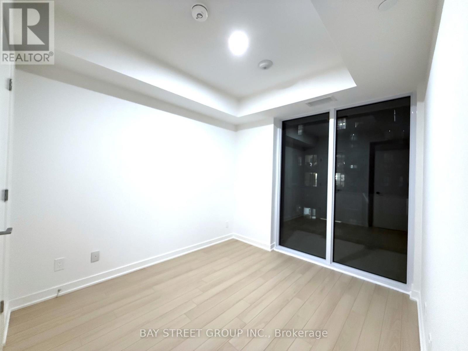 1201 - 3071 Trafalgar Road, Oakville, Ontario  L6H 8C6 - Photo 12 - W12587250