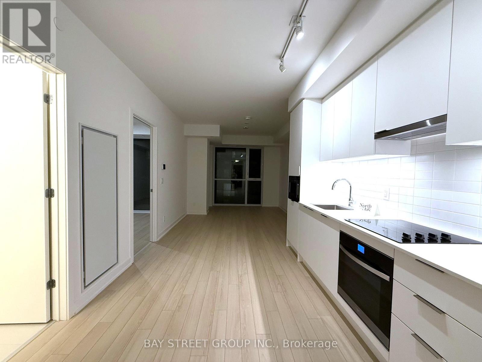 1201 - 3071 Trafalgar Road, Oakville, Ontario  L6H 8C6 - Photo 9 - W12587250