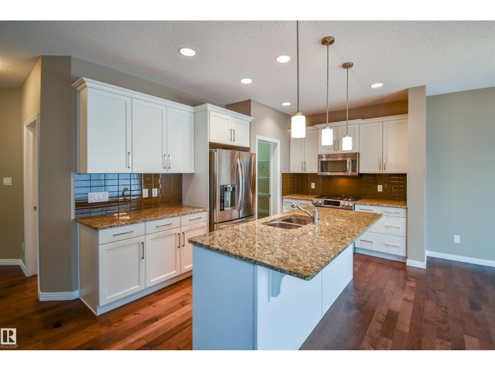 19 Meadowgrove Ln, Spruce Grove, Alberta  T7X 0W2 - Photo 3 - E4467030