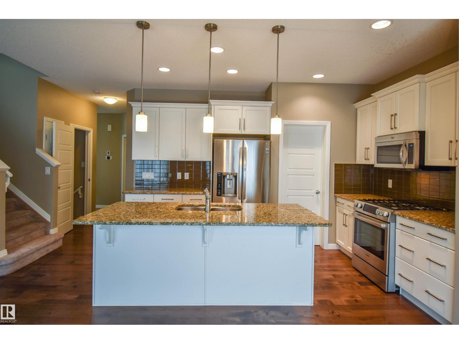 19 Meadowgrove Ln, Spruce Grove, Alberta  T7X 0W2 - Photo 4 - E4467030