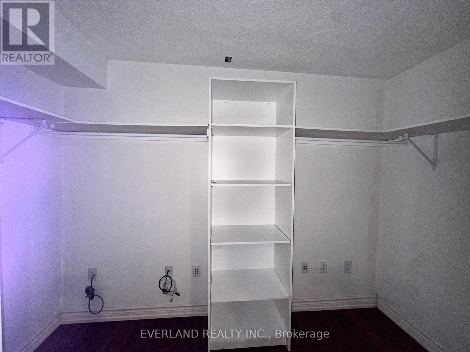 Basement - 4 Shell Court, Richmond Hill, Ontario L4S 0B1 - Photo 8 - N12585702