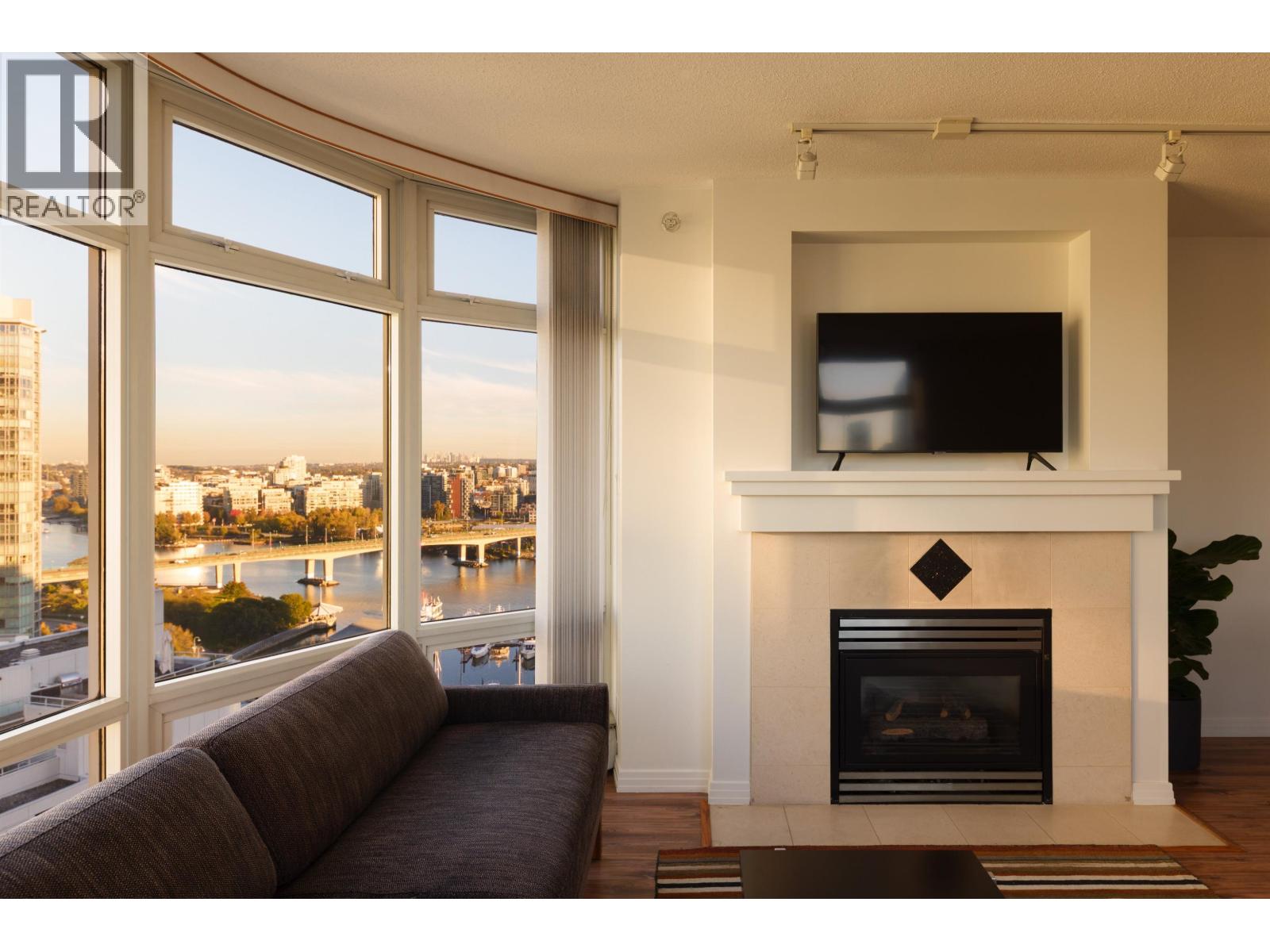 2305 1199 Marinaside Crescent, Vancouver, British Columbia  V6Z 2Y2 - Photo 5 - R3061478