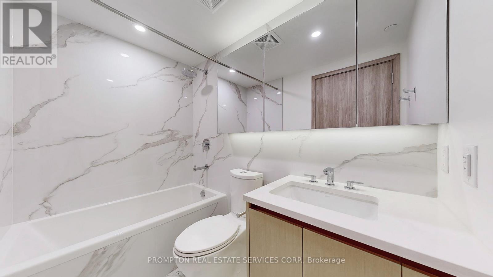 1012 - 1 Concord Cityplace Way, Toronto, Ontario M5V 0X3 - Photo 34 - C12587276