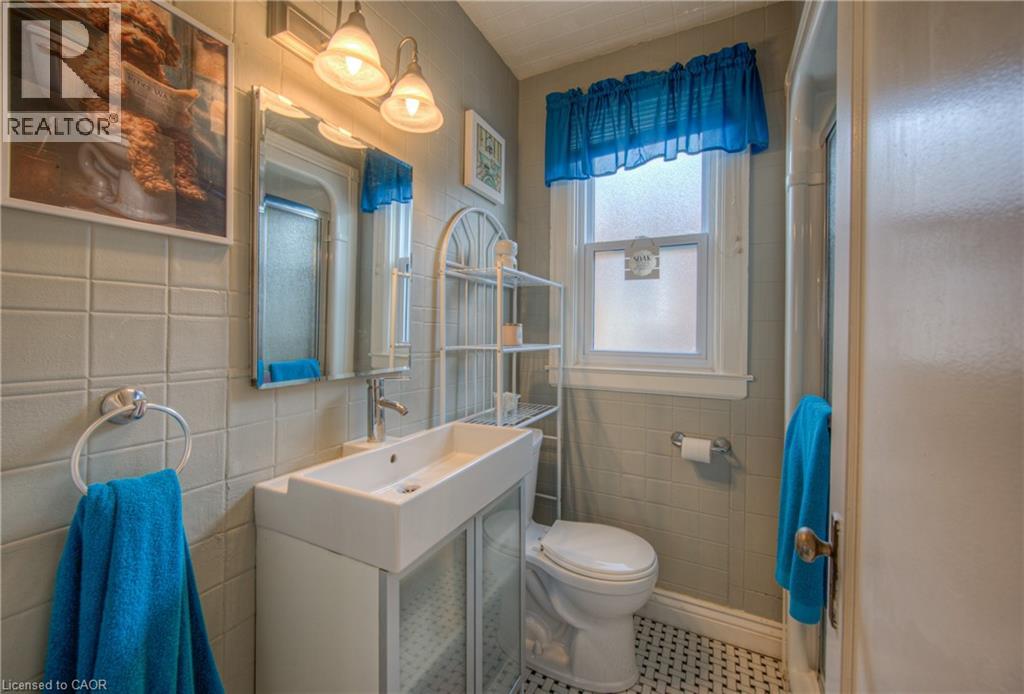 14 Barons Avenue S, Hamilton, Ontario  L8K 2X9 - Photo 22 - 40761097