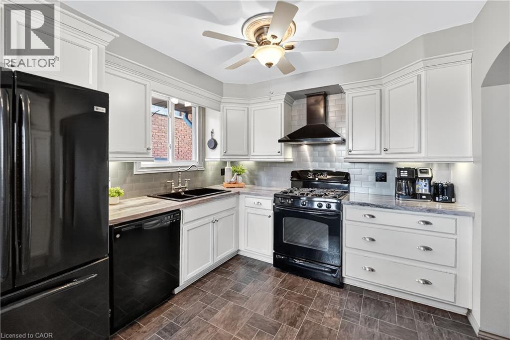 47 Rowena Court, Hamilton, Ontario  L8W 1H9 - Photo 9 - 40769133