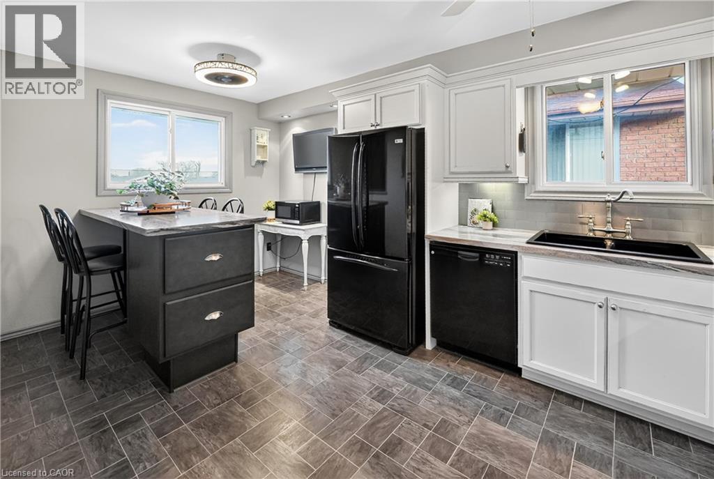 47 Rowena Court, Hamilton, Ontario  L8W 1H9 - Photo 8 - 40769133