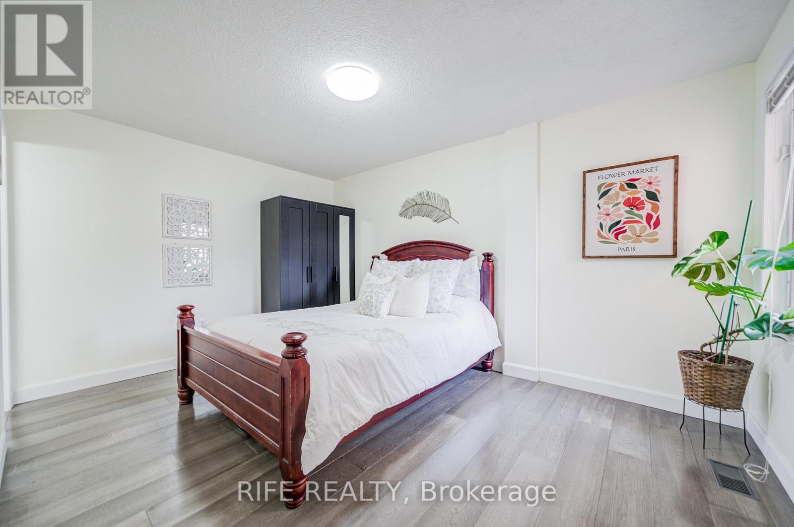 1033 - 75 Weldrick Road E, Richmond Hill, Ontario L4C 0H9 - Photo 12 - N12587282